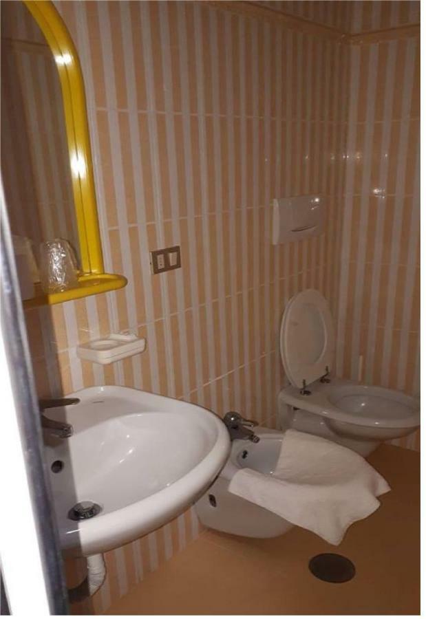 Hotel Stella Follonica Eksteriør billede